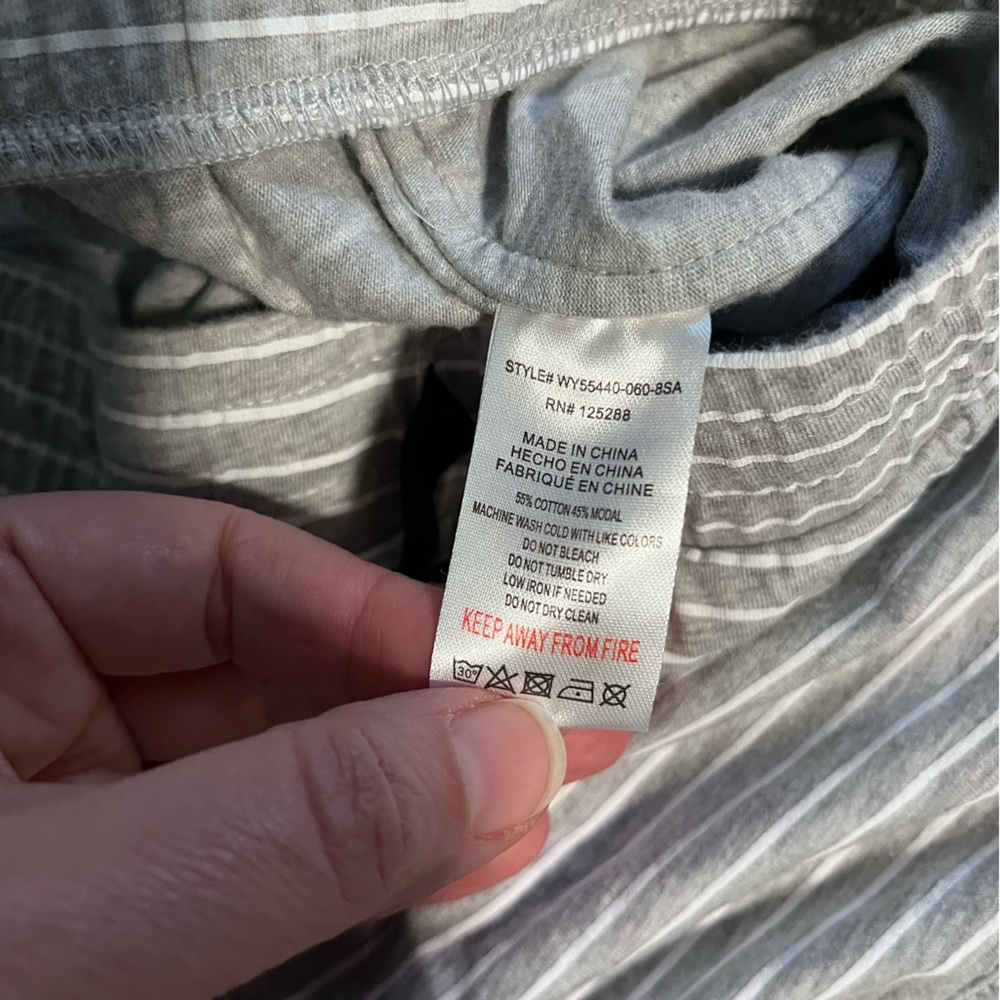 Life Is Good Women's Gray & White Sleepwear Shorts – Size Medium – Ultra Soft - Picture 5 of 7